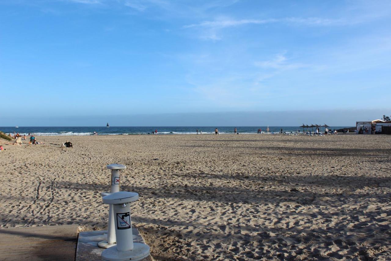 Bungalow With 2 Bedrooms And Roof Terrace In The Center Of La Zenia. Free Wifi. Orihuela Eksteriør bilde