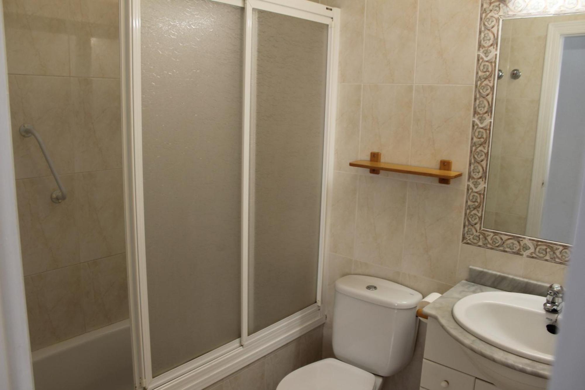 Bungalow With 2 Bedrooms And Roof Terrace In The Center Of La Zenia. Free Wifi. Orihuela Eksteriør bilde