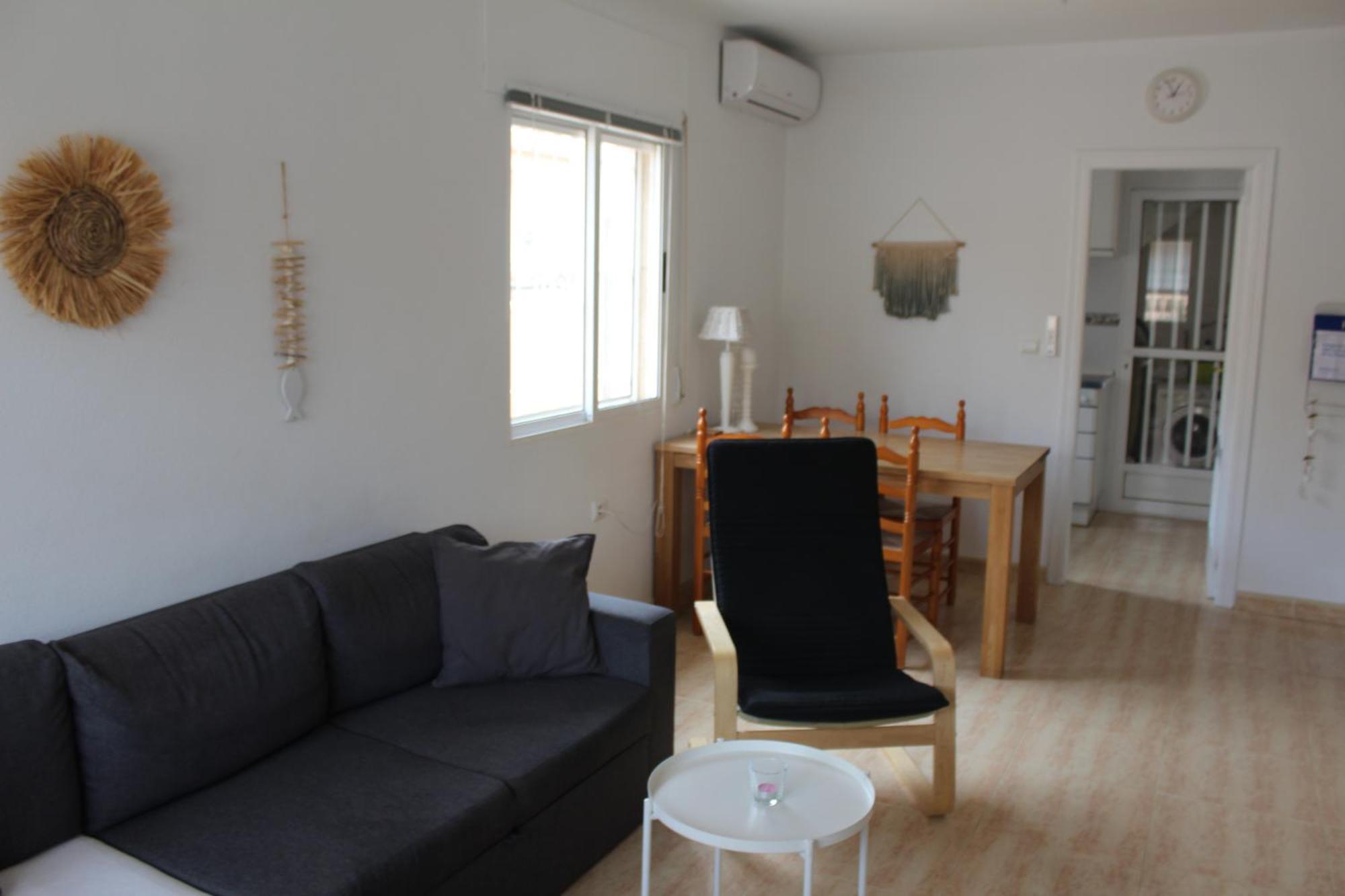 Bungalow With 2 Bedrooms And Roof Terrace In The Center Of La Zenia. Free Wifi. Orihuela Eksteriør bilde